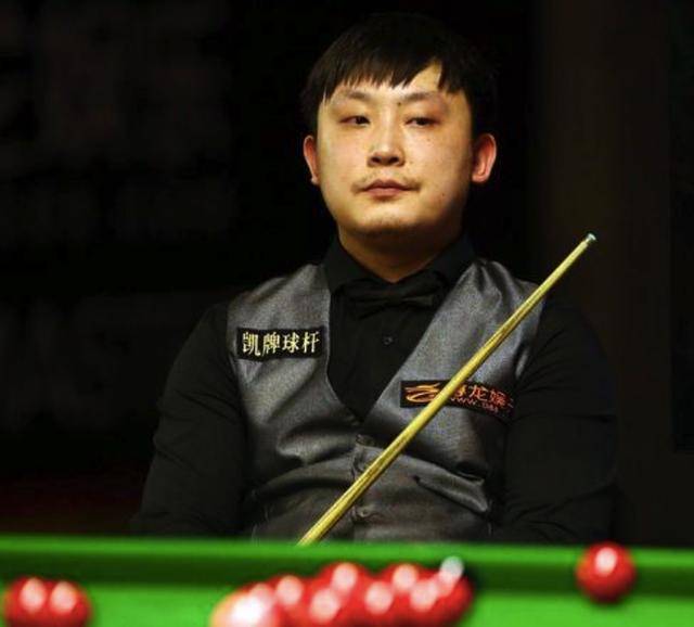 他的表现不 他的表现不