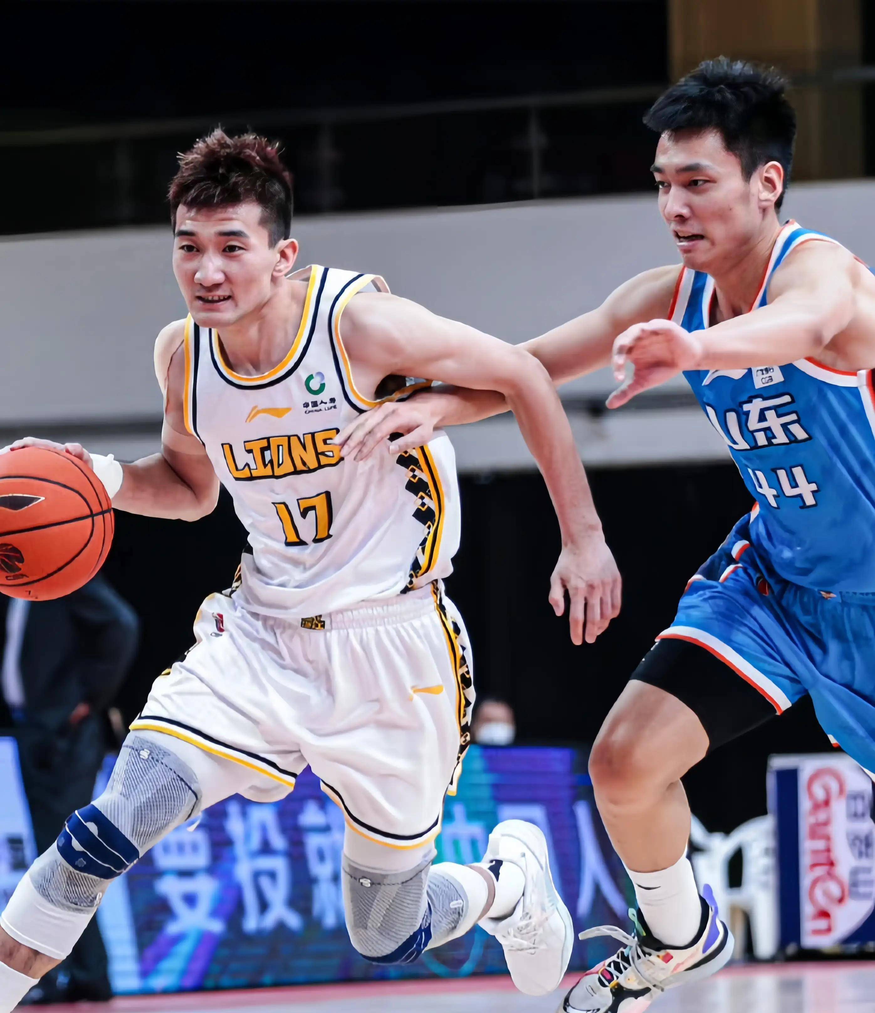 在该项赛事 在该项赛事